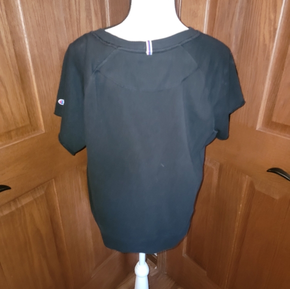 Large Champion Tshirt - Picture 3 of 3